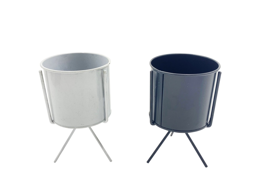 MACETA METAL CON SOPORTE 3 PATAS W453